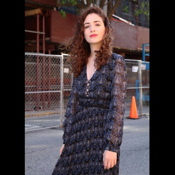Moon River Dresses & Skirts - MOON RIVER ASPEN LACE DRESS    NWOT